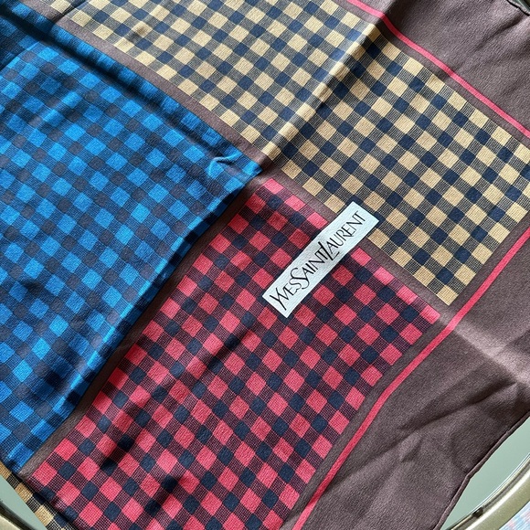 Vintage Authentic Luxury YVES SAINT LAURENT Square 100% Silk Scarf 30X30in - Picture 4 of 14